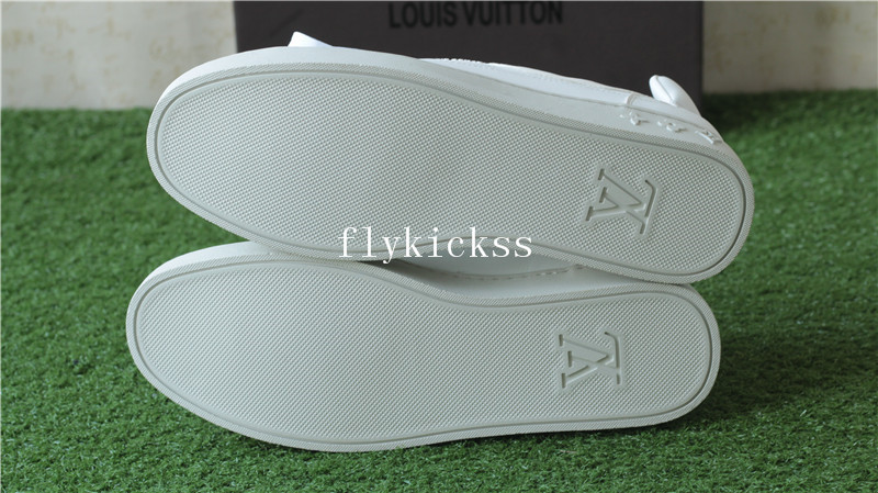 LVS White Sneaker Low Top